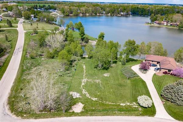 10937 Lakeside Drive,  Fulton Twp,  MI 48871