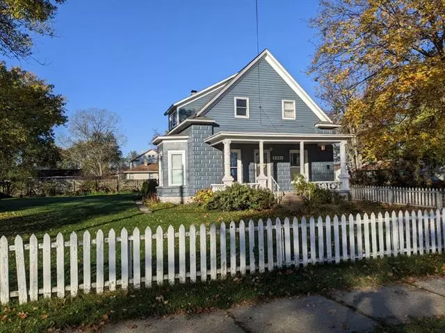 2901 Locke Avenue SW, Grandville, MI 49418