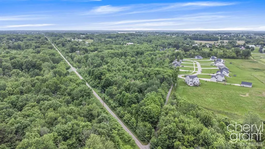 5182 84th Street SE, Caledonia Twp, MI 49316