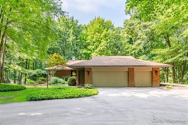1955 Boxthorn Court SE, Cascade Twp, MI 49546