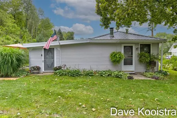 3934 Causeway Drive, Lowell, MI 49331