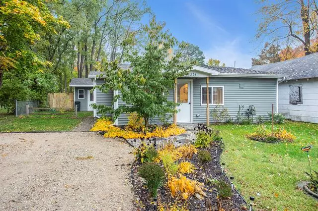 1294 E Newell Street, Grant Twp-newaygo, MI 49349