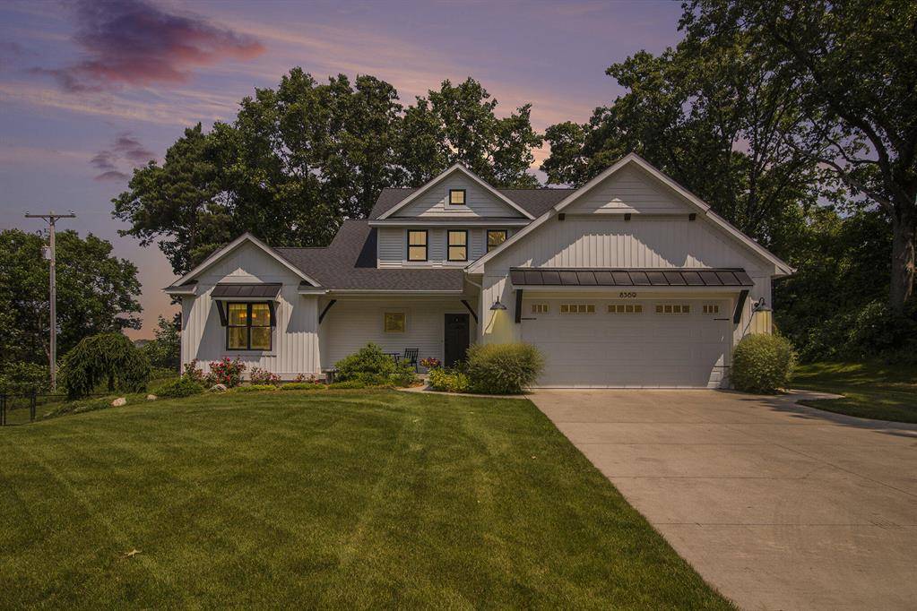 8369 Vergennes Street SE, Ada Twp, MI 49301