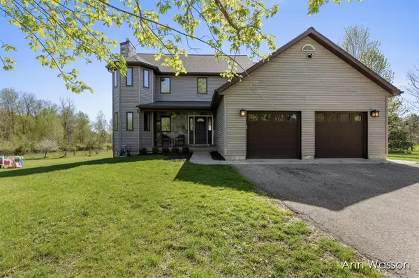 17170 Pine Lake Avenue NE, Sand Lake, MI 49343