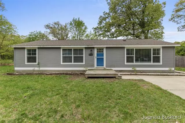 2439 Fam Lee Drive, Muskegon Twp, MI 49442