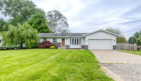 7942 Lamplight Drive, Jenison, MI 49428