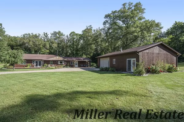 7735 Bendere Road, Hickory Corners, MI 49060