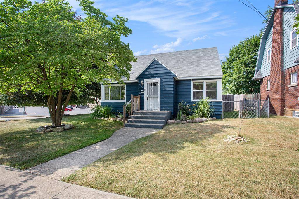 843 Arlington Street NE, Grand Rapids, MI 49505
