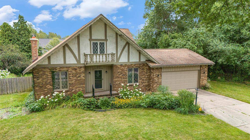 1010 Applewood Drive NE A, Grand Rapids, MI 49505