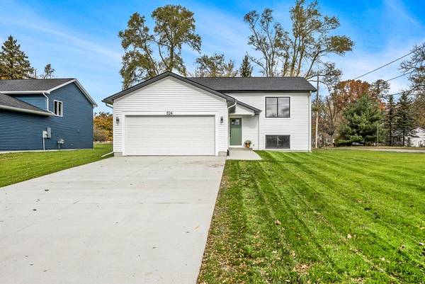 524 Leonard Street, Belding, MI 48809