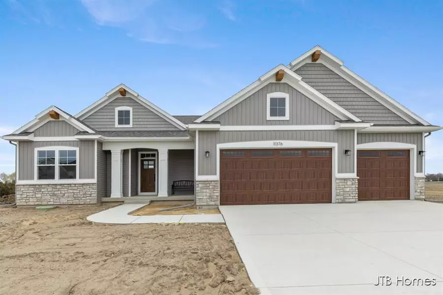 11376 Shoreline Drive 115, Allendale Twp, MI 49401