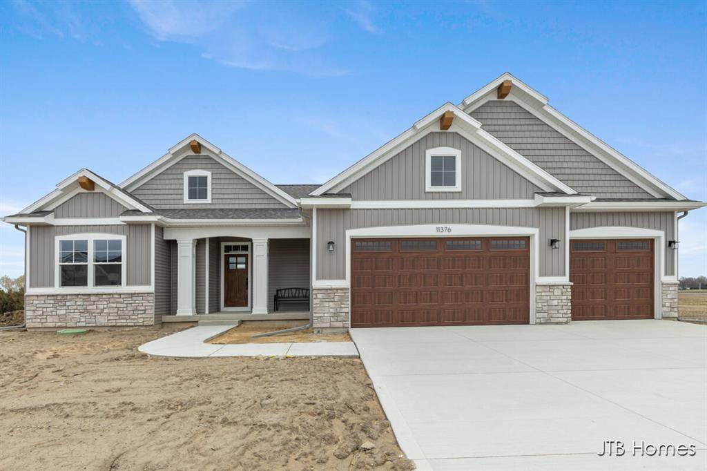 11376 Shoreline Drive 115, Allendale Twp, MI 49401