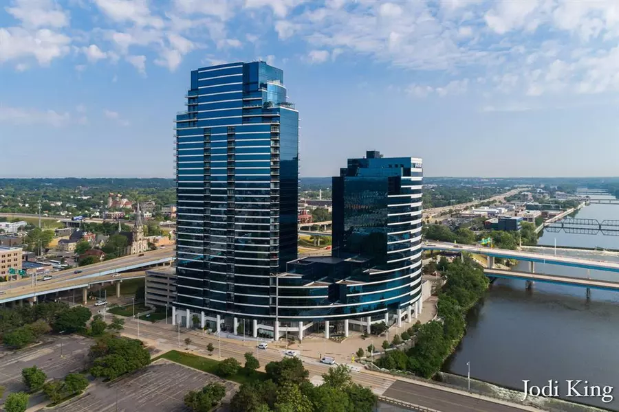 335 Bridge Street NW 2004, Grand Rapids, MI 49504