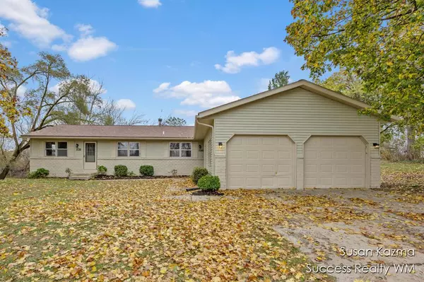 3738-40 Kenowa Avenue SW 3740, Grandville, MI 49418