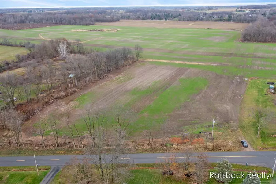 4404 Peach Ridge Avenue NW, Alpine Twp, MI 49544