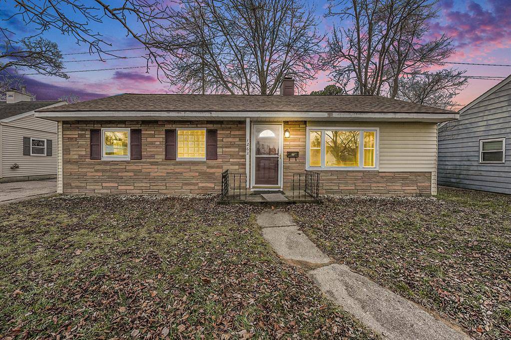 1262 Hollywood Street NE, Grand Rapids, MI 49505