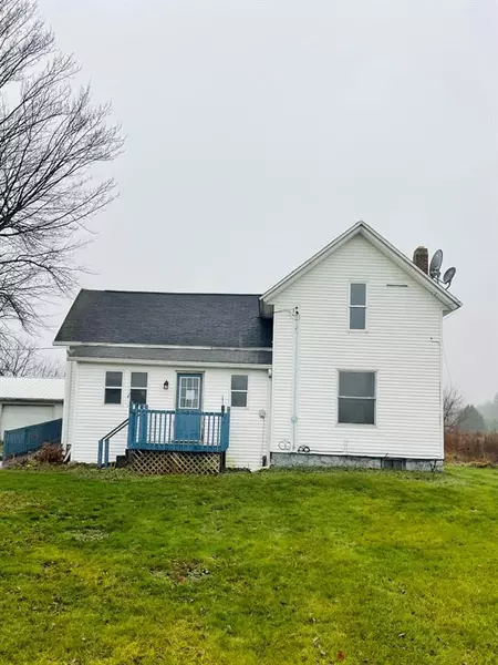 13861 Paine Avenue, Tyrone Twp, MI 49330