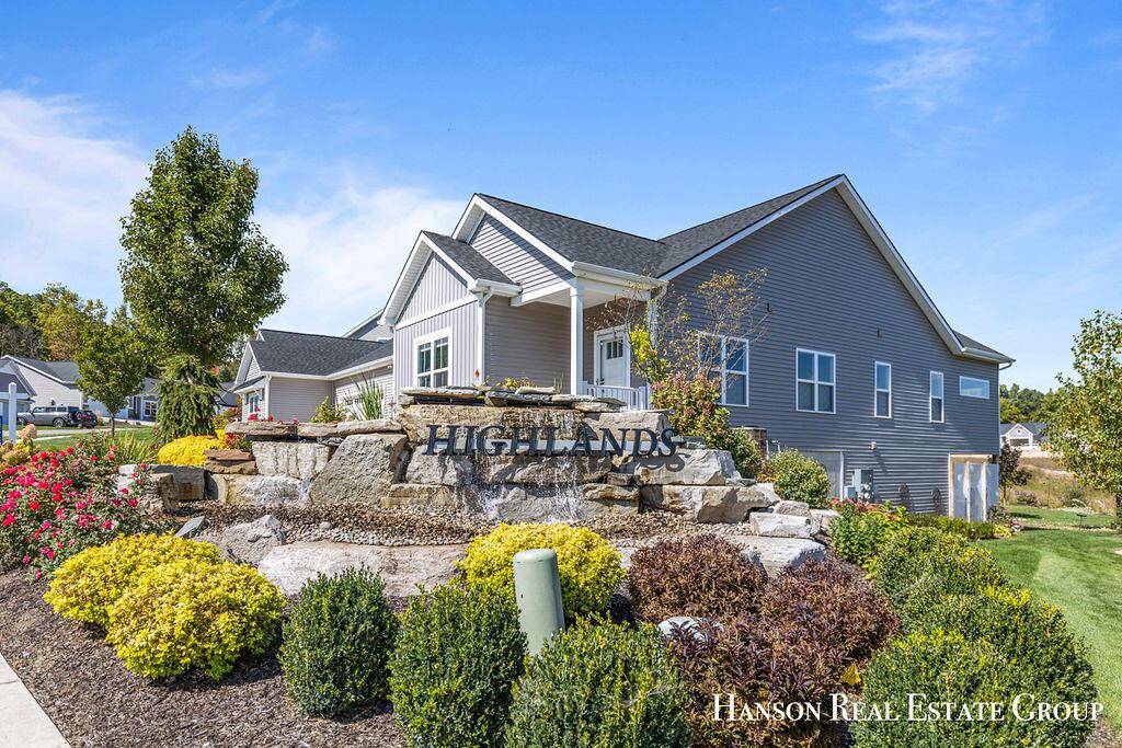 1523 Center Hill Road 27,  Lowell Twp,  MI 49331