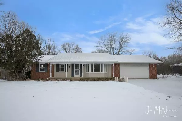 7721 10 Mile Road NE, Rockford, MI 49341