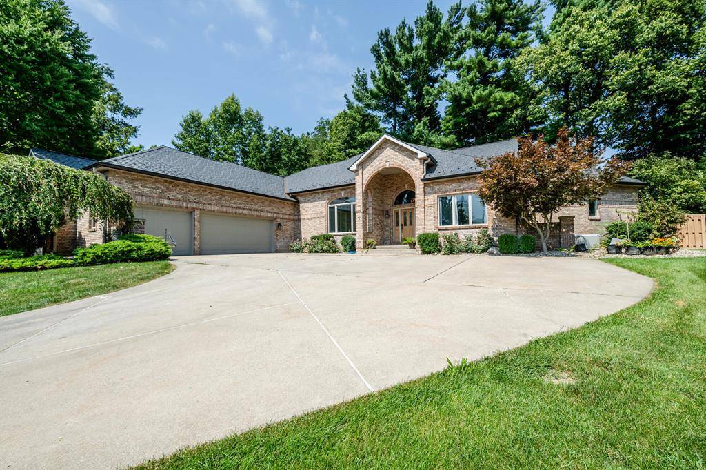 2267 Autumn Ridge, Royalton Twp, MI 49085