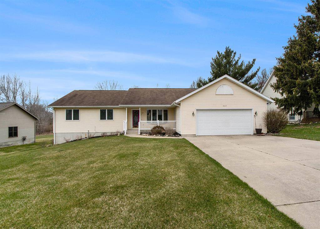 807 Bradford Drive, Belding, MI 48809