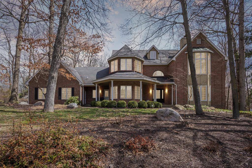 1624 Beard Drive SE, Cascade Twp, MI 49546