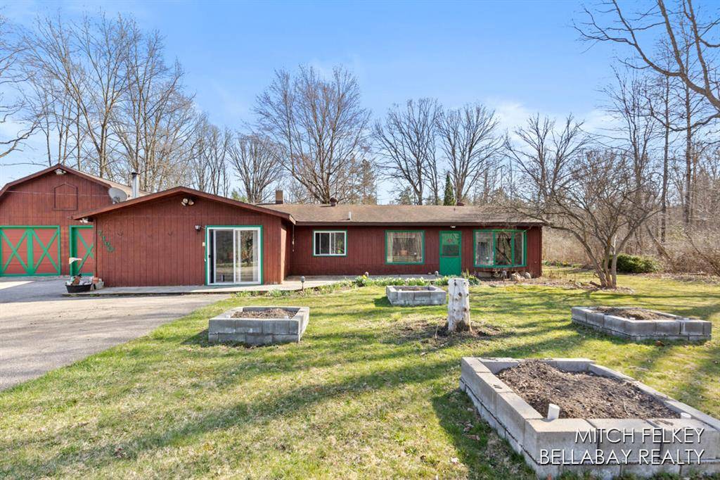 7190 Thornapple River Court SE, Caledonia Twp, MI 49302