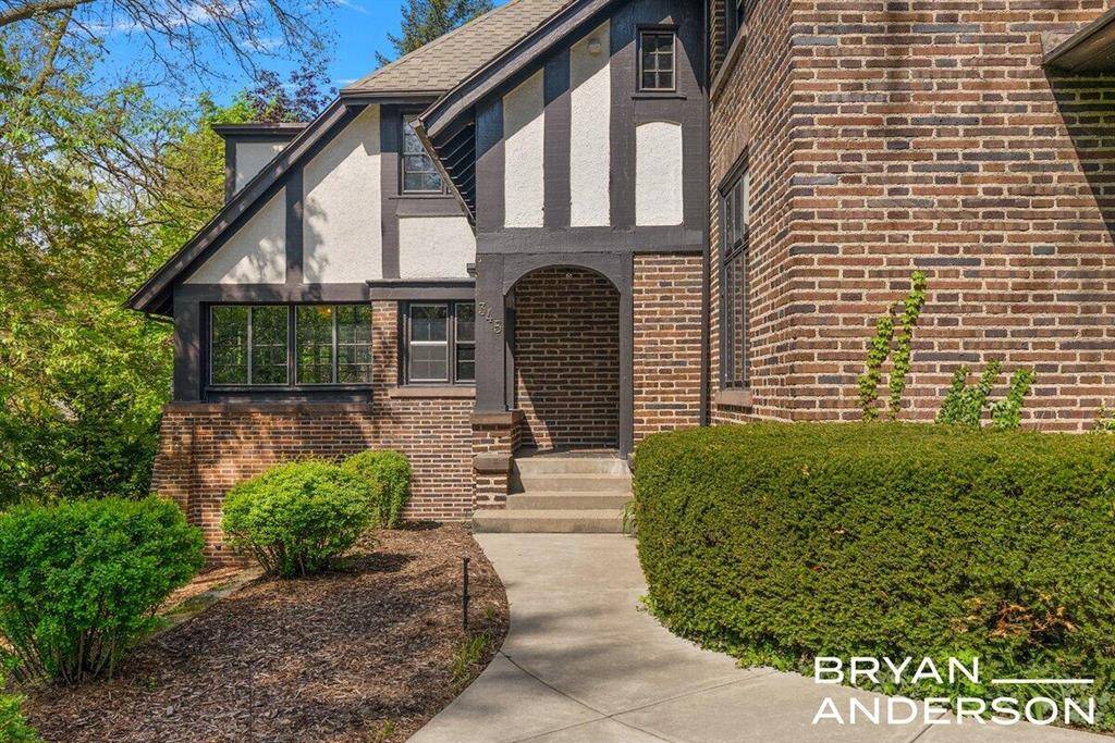 East Grand Rapids, MI 49506,345 Plymouth Avenue SE