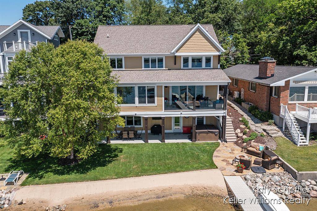 7192 Wilkinson Drive NE, Cannon Twp, MI 49341