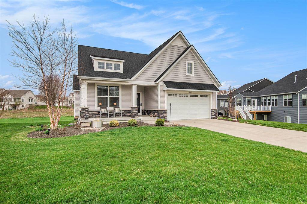 8275 Woodhaven Drive SW 17, Byron Twp, MI 49315