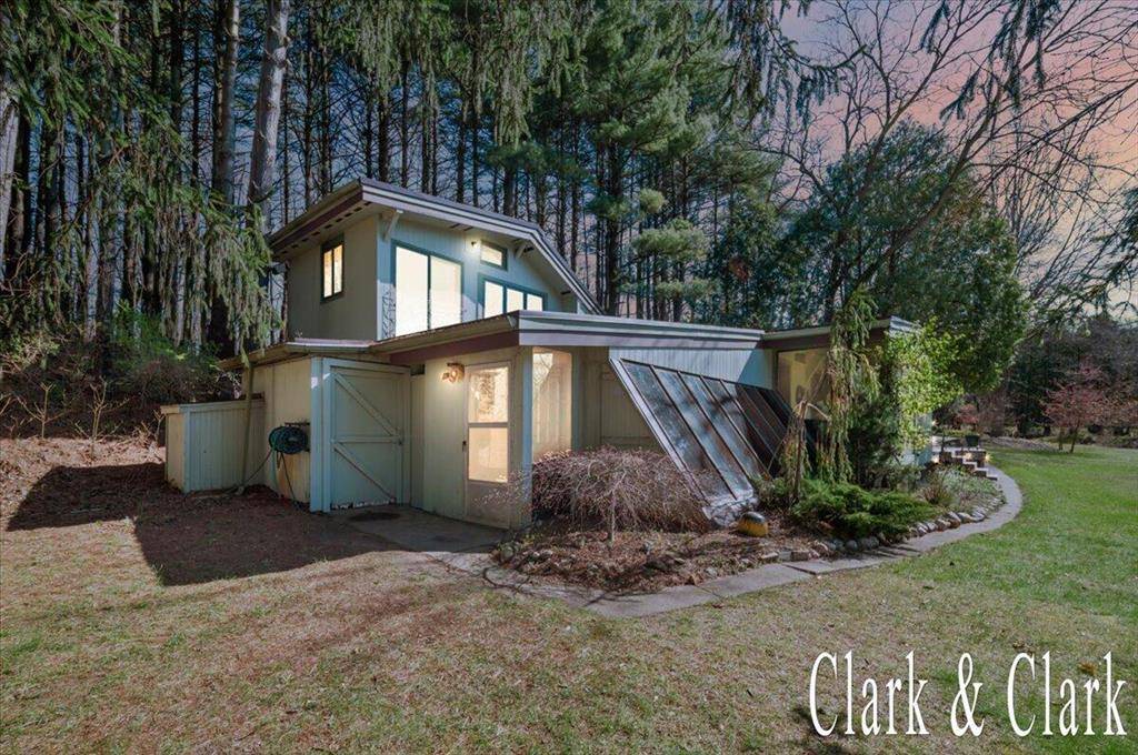 10070 59th Street, Geneva Twp, MI 49056