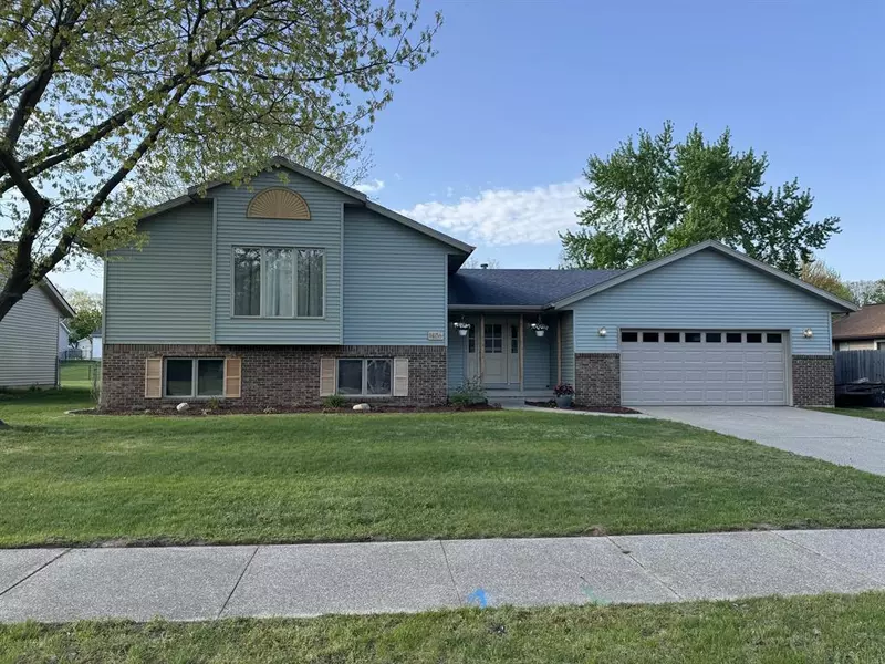 1406 Manorwood Drive SE, Kentwood, MI 49508