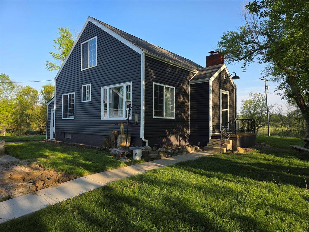 Amboy Twp, MI 49232,13851 Hillsdale Road