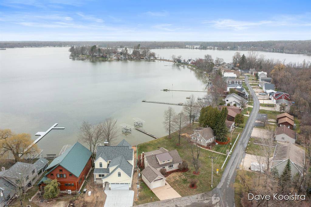 10780 Shady Lane Drive, Yankee Springs Twp, MI 49333