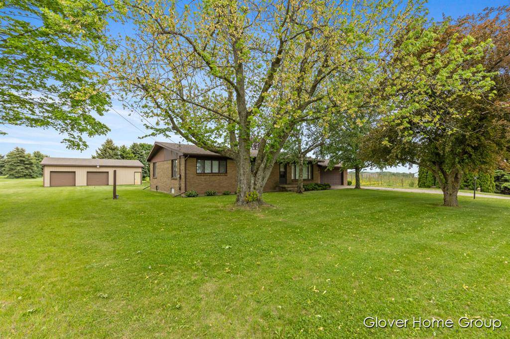 6574 Fruit Ridge Avenue NW, Alpine Twp, MI 49544