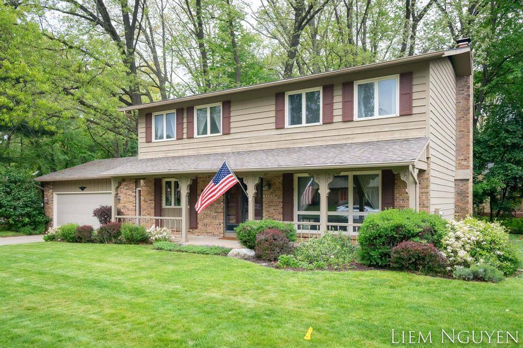 6501 Woodbrook Drive SE, Cascade Twp, MI 49546