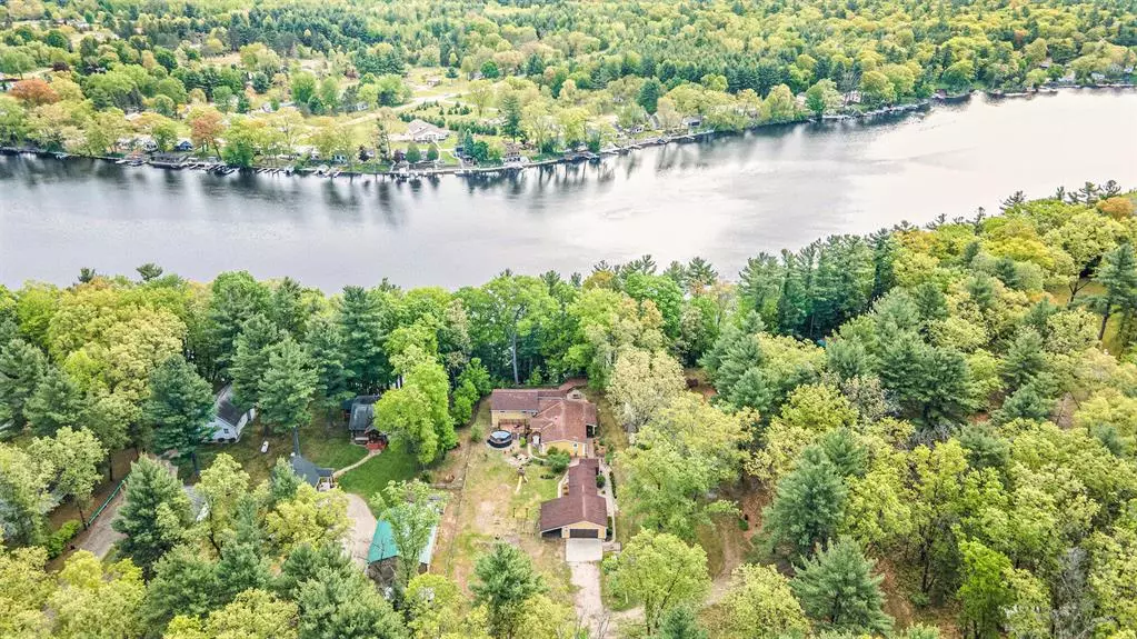 4958 Juniper Ridge, Croton Twp, MI 49337