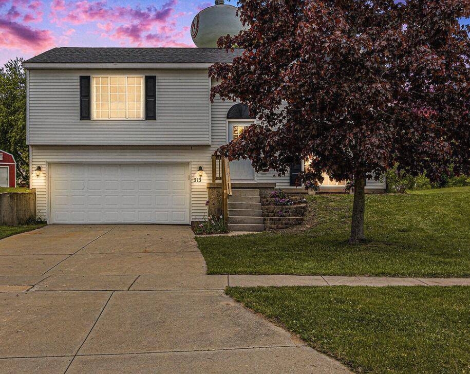 Cedar Springs, MI 49319,313 Pioneer Trail NE