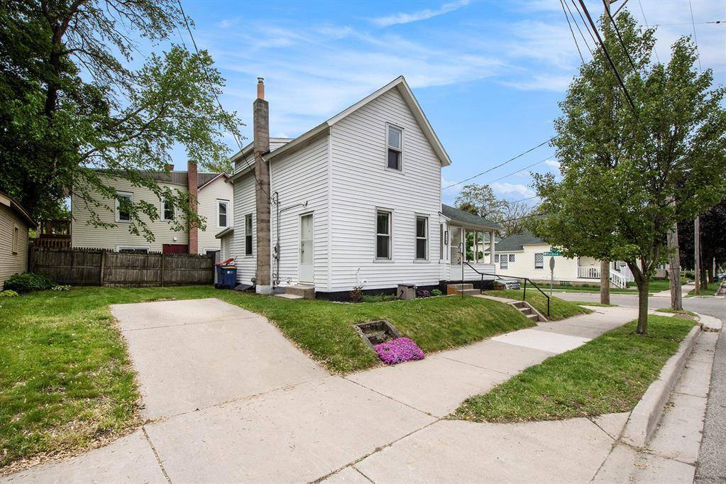 Grand Rapids, MI 49506,928 Baxter Street SE
