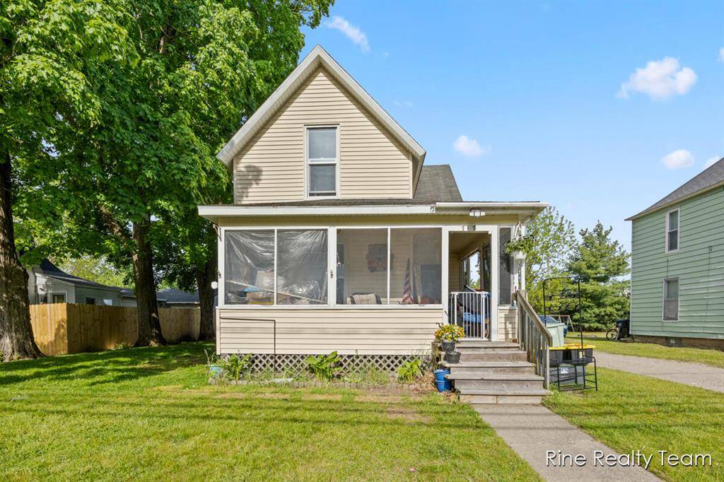 717 Pleasant Street, Belding, MI 48809