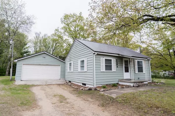 2204 W Surrey Road, Surrey Twp, MI 48622