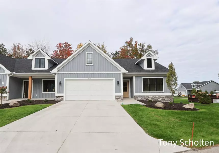 5139 Blendon Woods Court 17, Blendon Twp, MI 49426