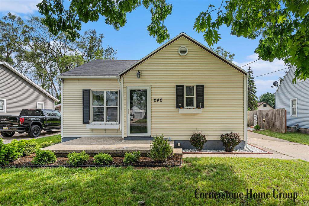 242 Bellevue Street SW, Wyoming, MI 49548