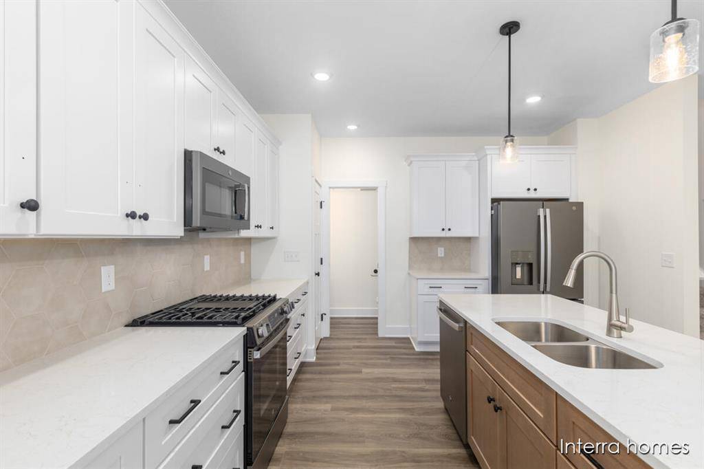 Wyoming, MI 49418,3343 Kings River Street SW 39