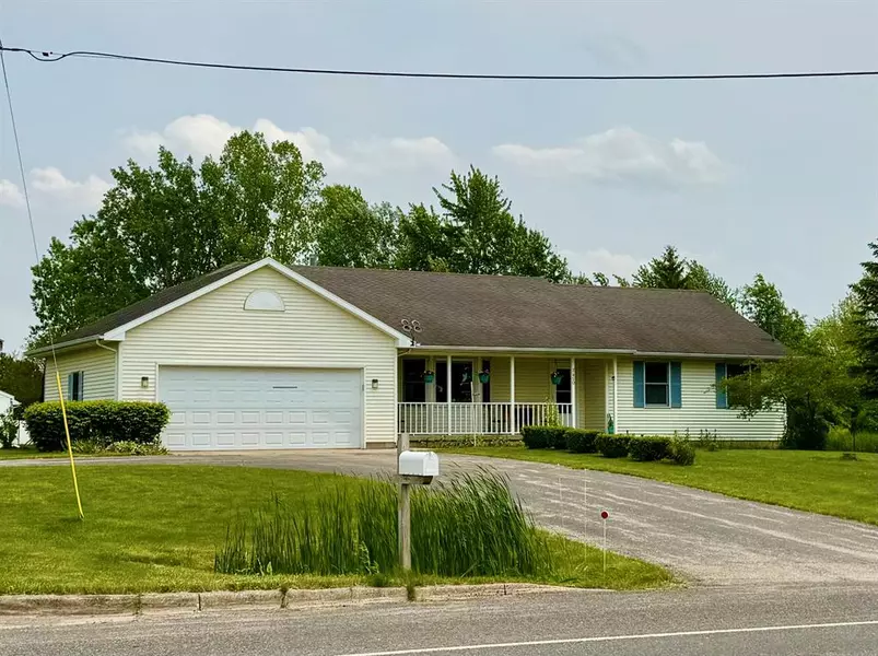 7450 Hanna Lake Avenue SE, Caledonia Twp, MI 49316