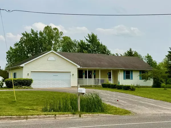 7450 Hanna Lake Avenue SE, Caledonia Twp, MI 49316