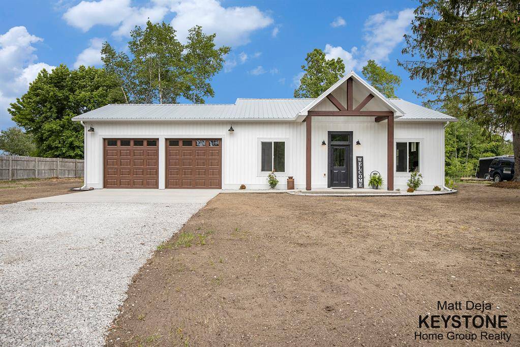 11012 Riverview Drive, Mecosta Twp, MI 49307