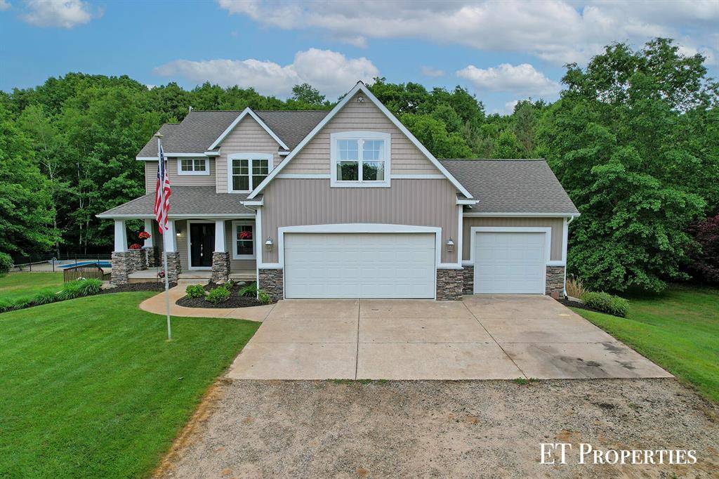 12150 W Devis Road, Robinson Twp, MI 49460