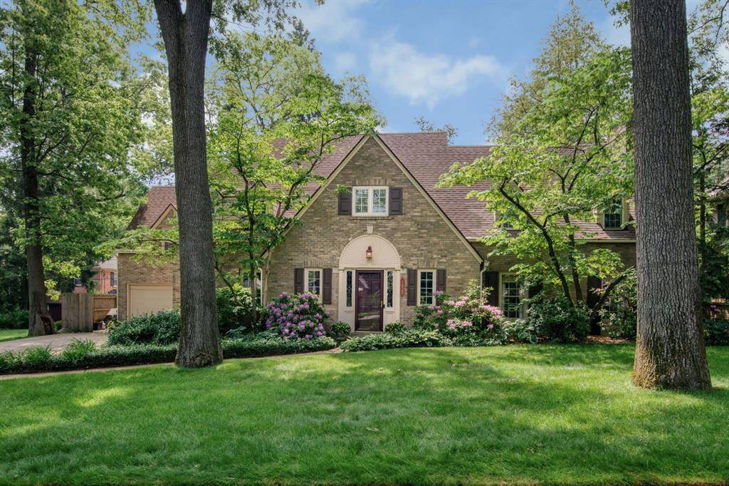 1628 Pontiac Road SE, East Grand Rapids, MI 49506