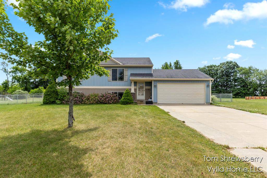 16304 Trent Ridge Drive, Solon Twp, MI 49319